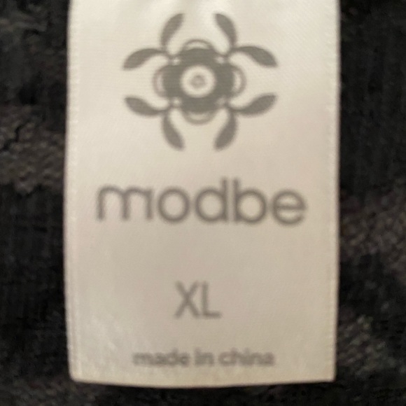 Modbe Lace Tank Top - Picture 6 of 6